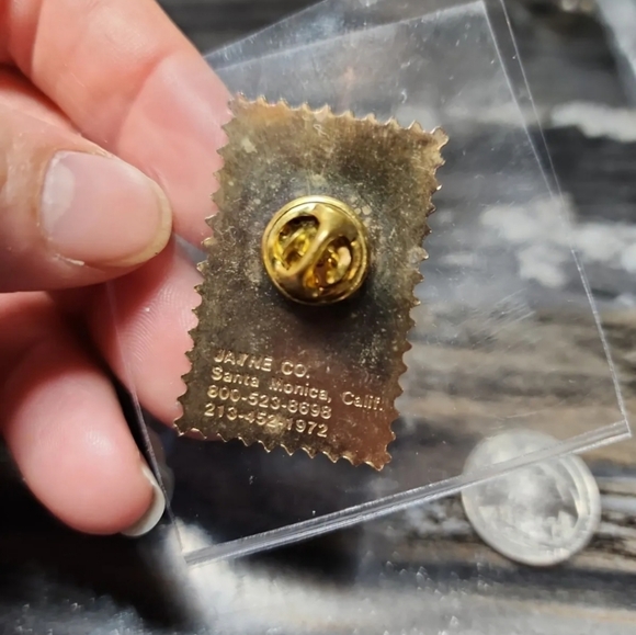 22 Cent US Postage Stamp Lapel Hat Pin Badge Public Education Enamel - Picture 3 of 4